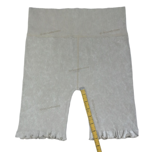 NWT • Ruffle Set - Seamless Bra and Short - Picture 14 of 16